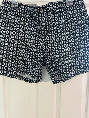 Lee Black & White Geometric Midrise Shorts